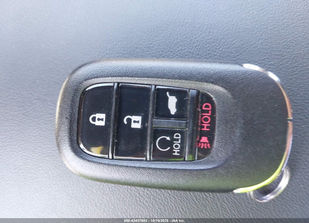 2024 HONDA HR-V 2WD SPORT/2WD SPORT W/O BSI VIN: 3CZRZ1H50RM724407