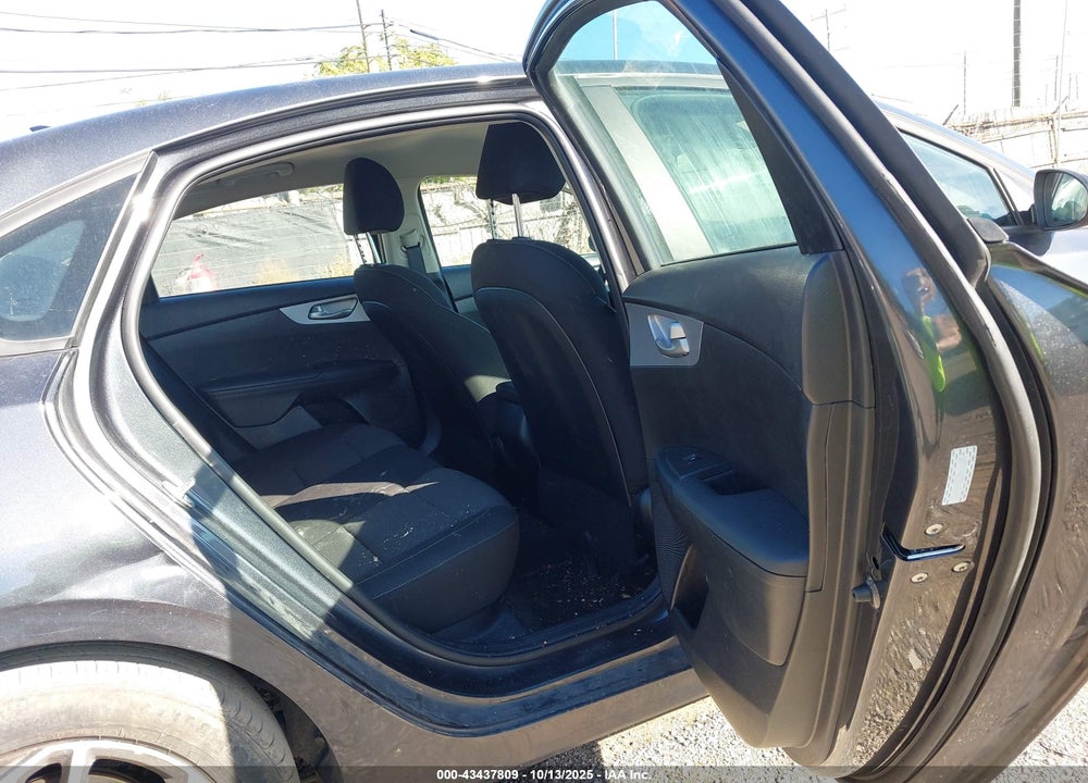 2024 KIA FORTE LXS VIN: 3KPF24AD2RE824213