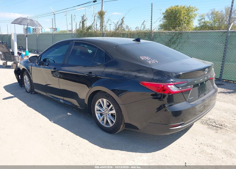2025 TOYOTA CAMRY LE VIN: 4T1DAACK0SU183411