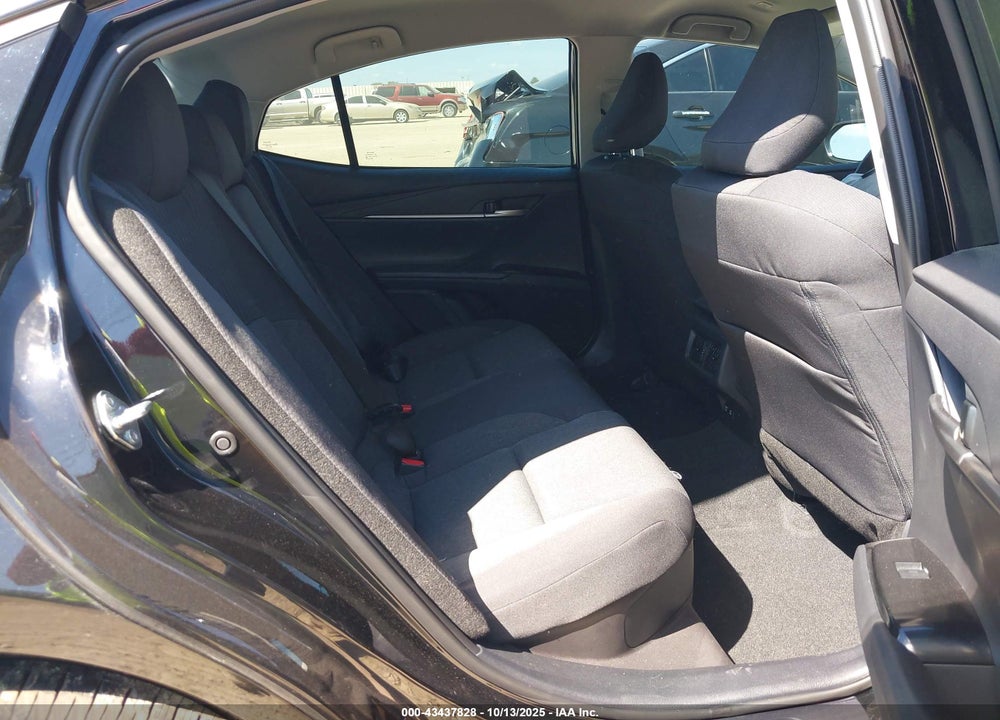 2025 TOYOTA CAMRY LE VIN: 4T1DAACK0SU183411