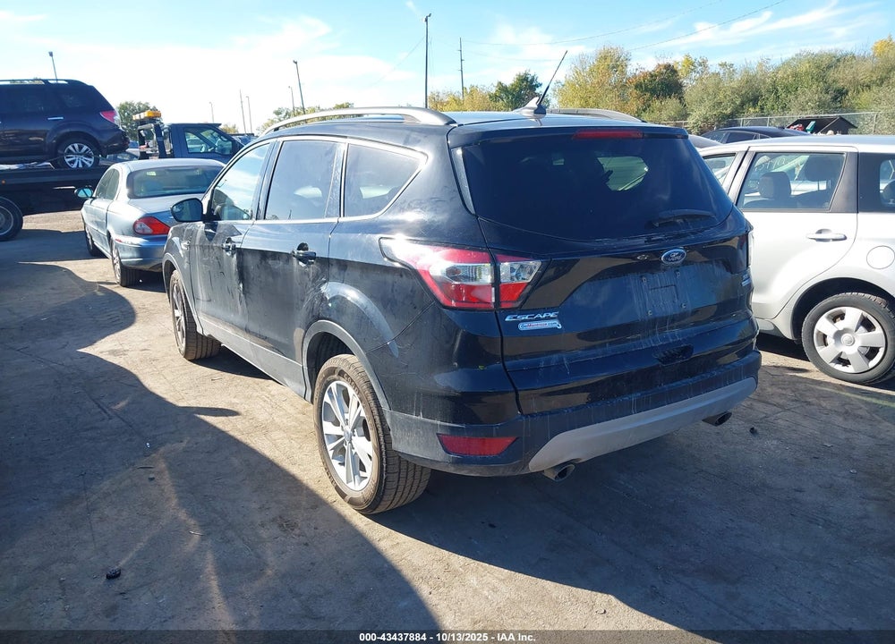 2018 FORD ESCAPE VIN: 1FMCU9GD2JUC57424