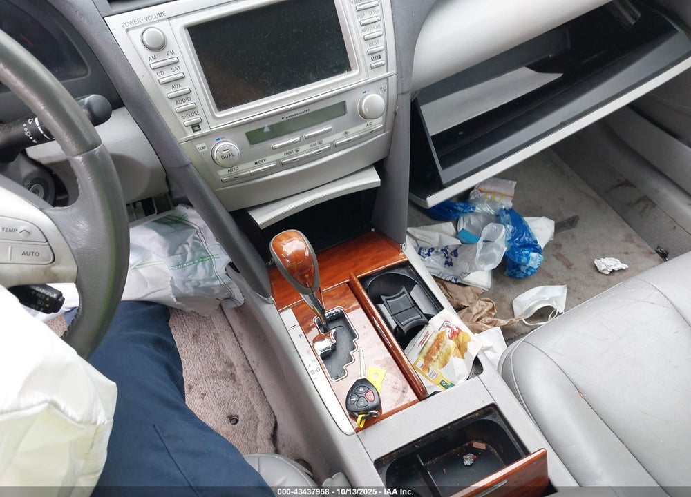 2010 TOYOTA CAMRY XLE VIN: 4T4BF3EK3AR026543