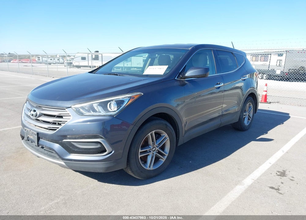 2017 HYUNDAI SANTA FE SPORT 2.4L VIN: 5NMZTDLB2HH011631