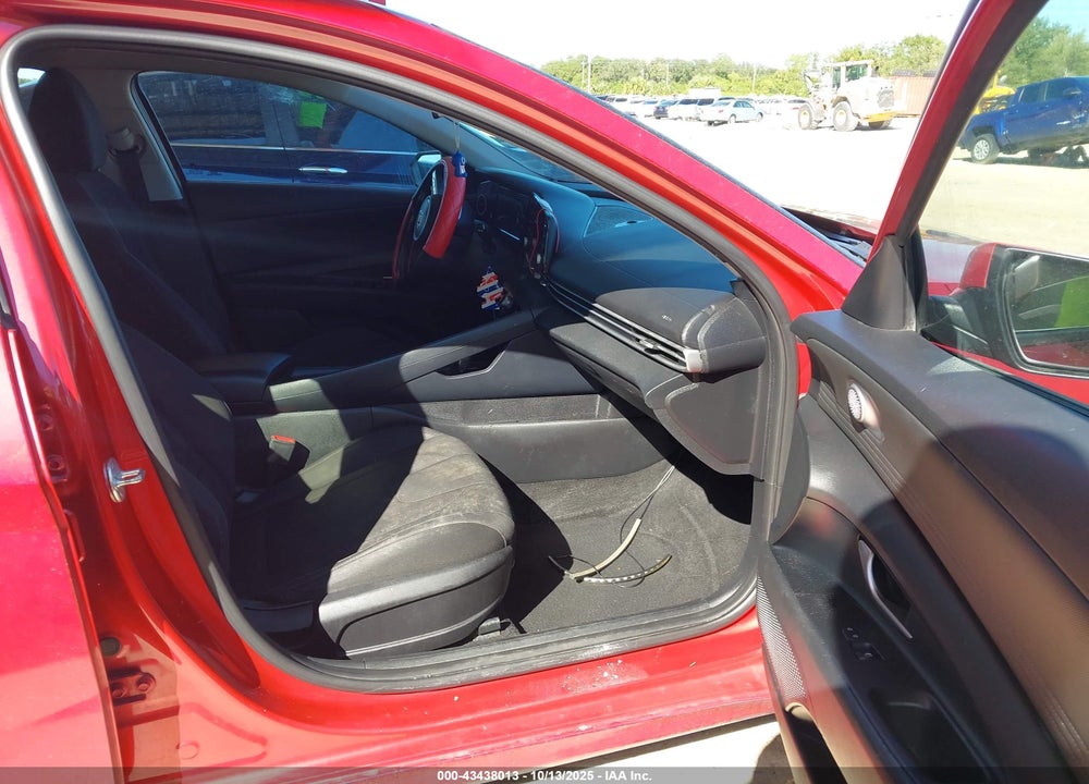 2021 HYUNDAI ELANTRA VIN: 5NPLS4AG3MH036090