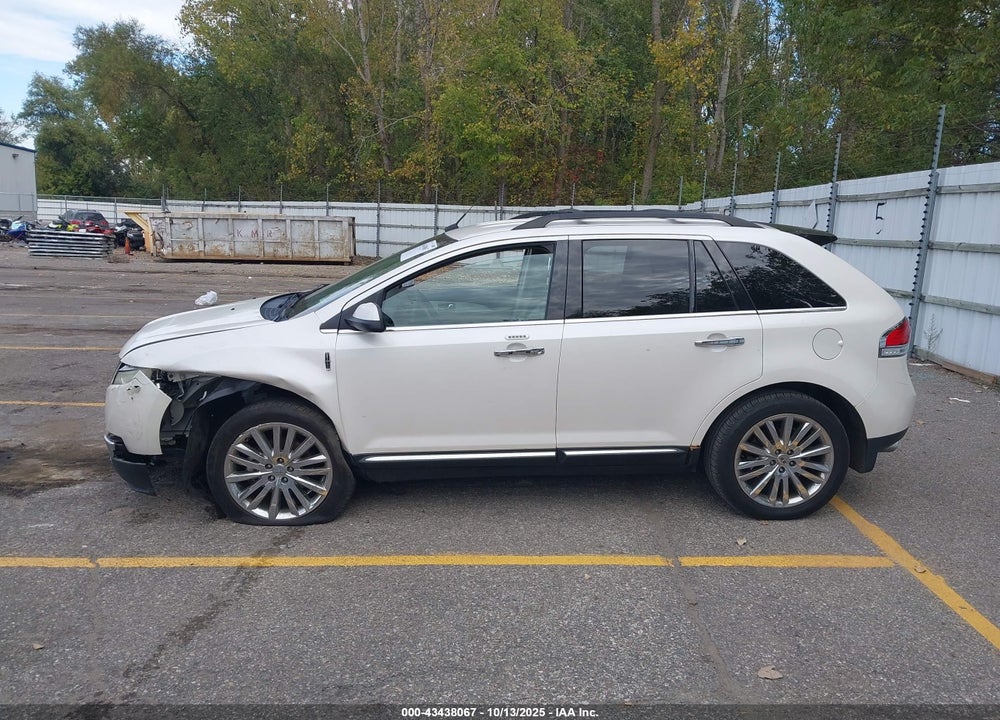 2011 LINCOLN MKX VIN: 2LMDJ8JK4BBJ30877