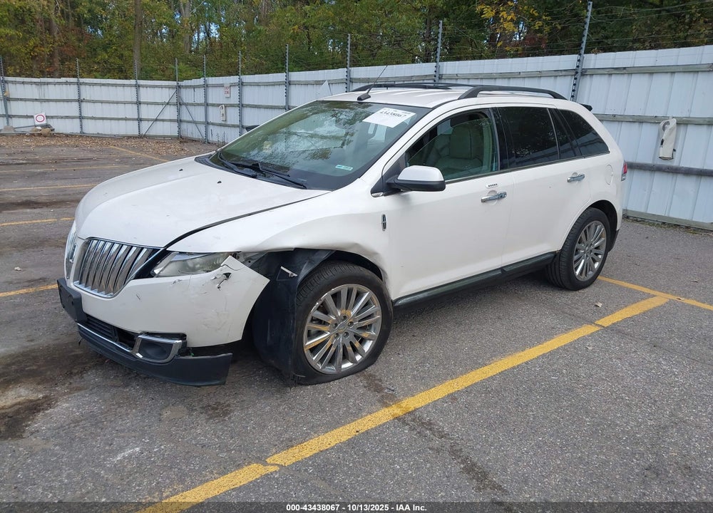 2011 LINCOLN MKX VIN: 2LMDJ8JK4BBJ30877