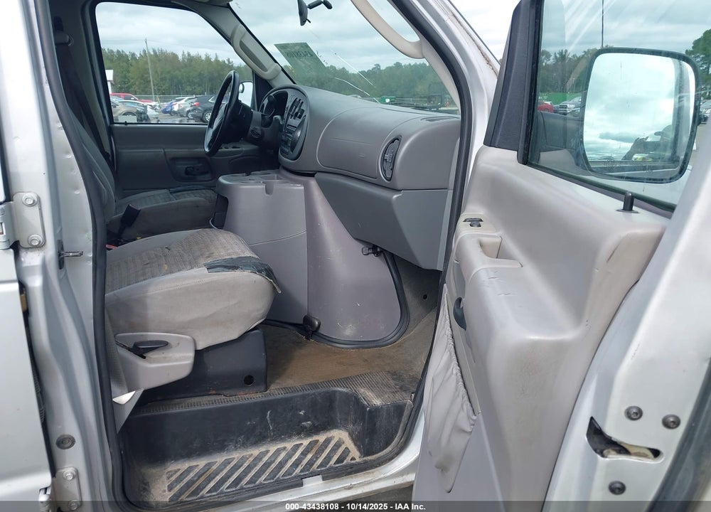 2008 FORD E-350 SUPER DUTY XL/XLT VIN: 1FBNE31L58DA49964