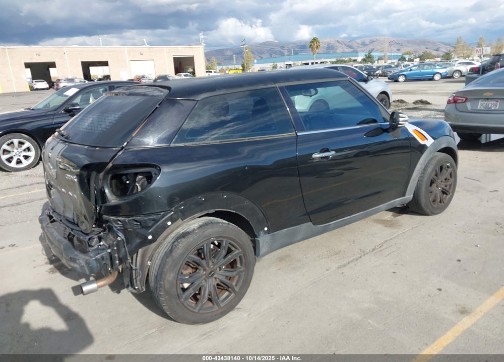 2015 MINI PACEMAN VIN: WMWSS1C54FWN94871