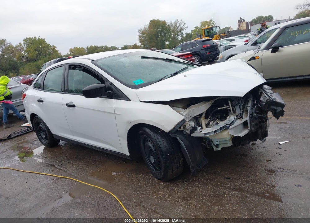2015 FORD FOCUS S VIN: 1FADP3E25FL300641