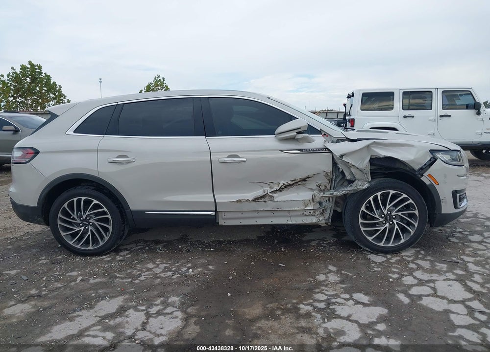 2019 LINCOLN NAUTILUS RESERVE VIN: 2LMPJ8L91KBL35564