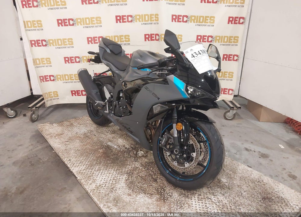 2025 KAWASAKI ZX636 K VIN: JKBZXJJ17SA025660