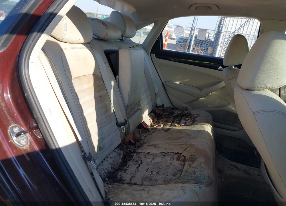 2014 VOLKSWAGEN PASSAT VIN: 1VWCN7A30EC026231