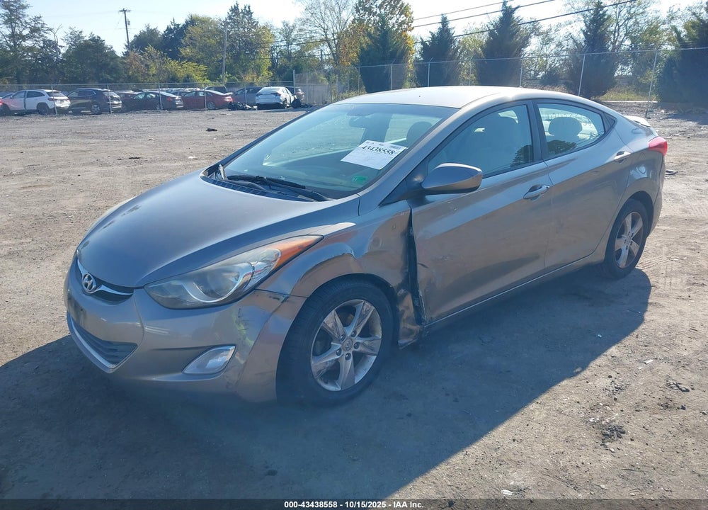 2013 HYUNDAI ELANTRA VIN: 5NPDH4AE1DH435744