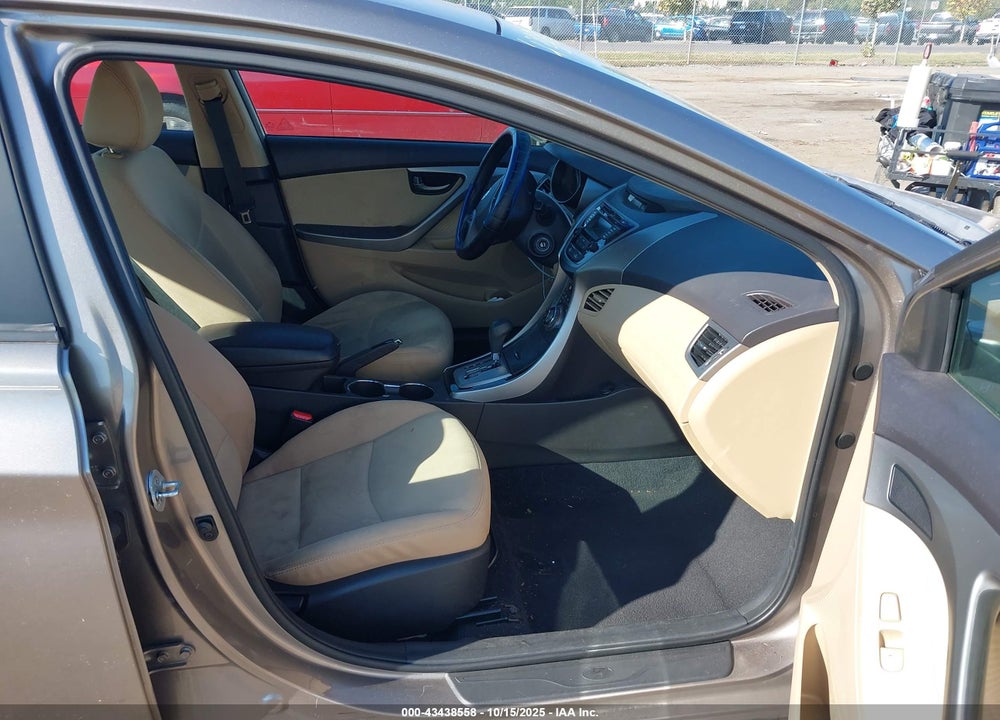 2013 HYUNDAI ELANTRA VIN: 5NPDH4AE1DH435744