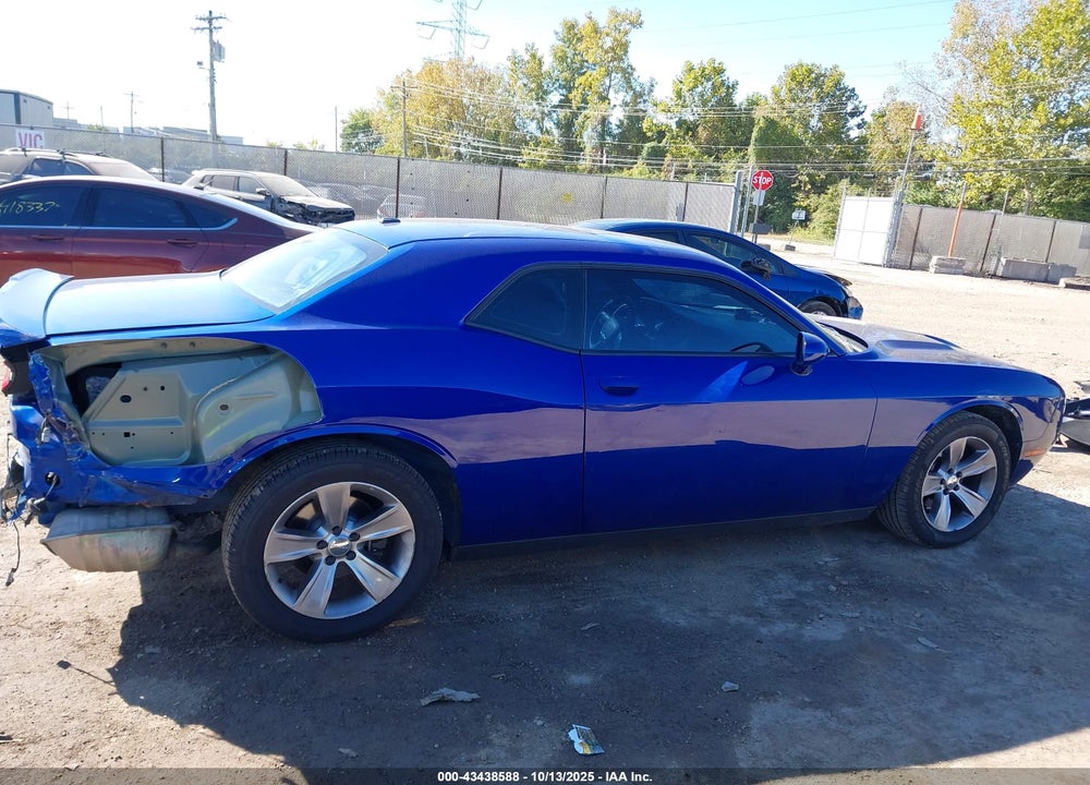 2019 DODGE CHALLENGER SXT VIN: 2C3CDZAG5KH530047