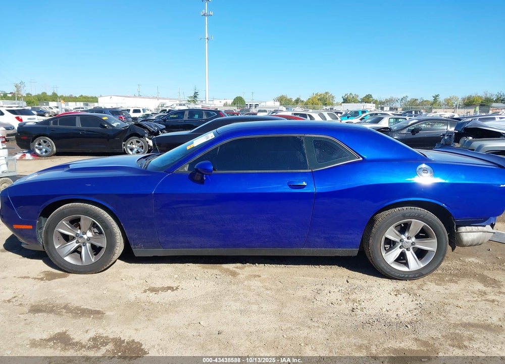 2019 DODGE CHALLENGER SXT VIN: 2C3CDZAG5KH530047