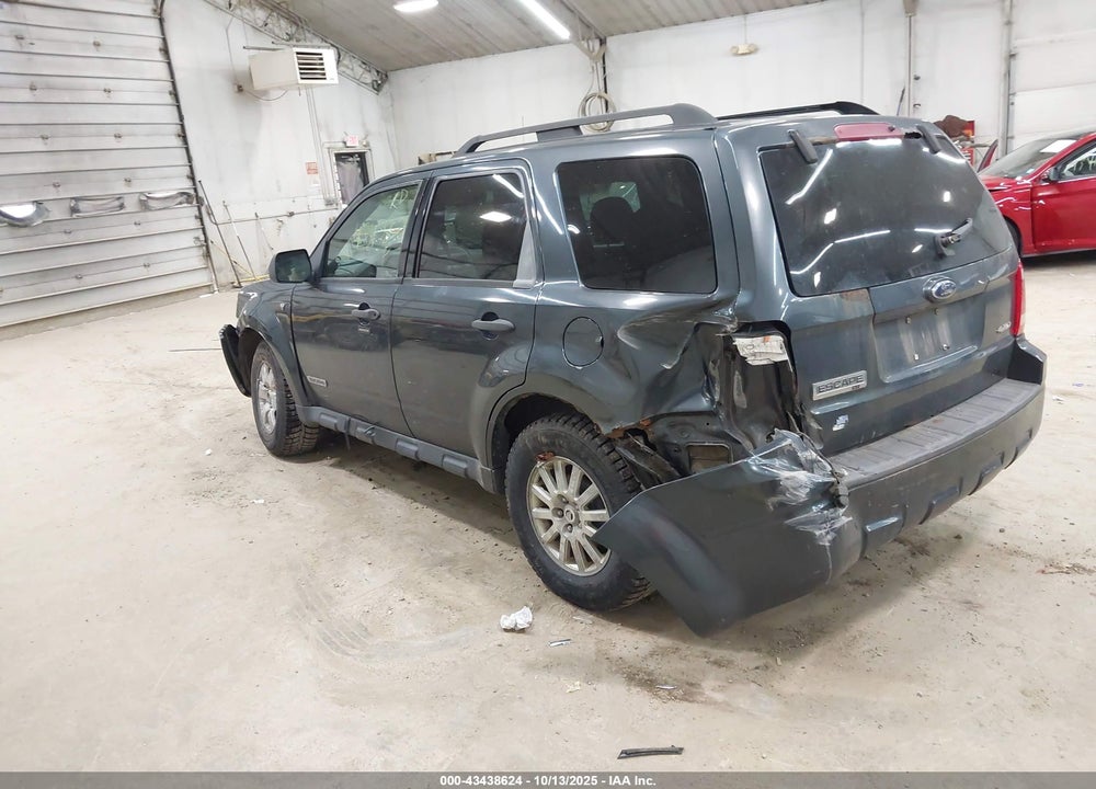 2008 FORD ESCAPE VIN: 1FMCU93198KA68562