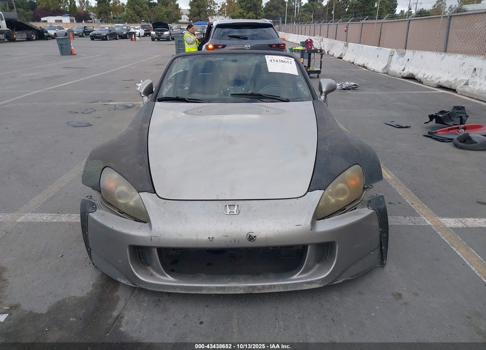 2005 HONDA S2000 VIN: JHMAP21405S008638