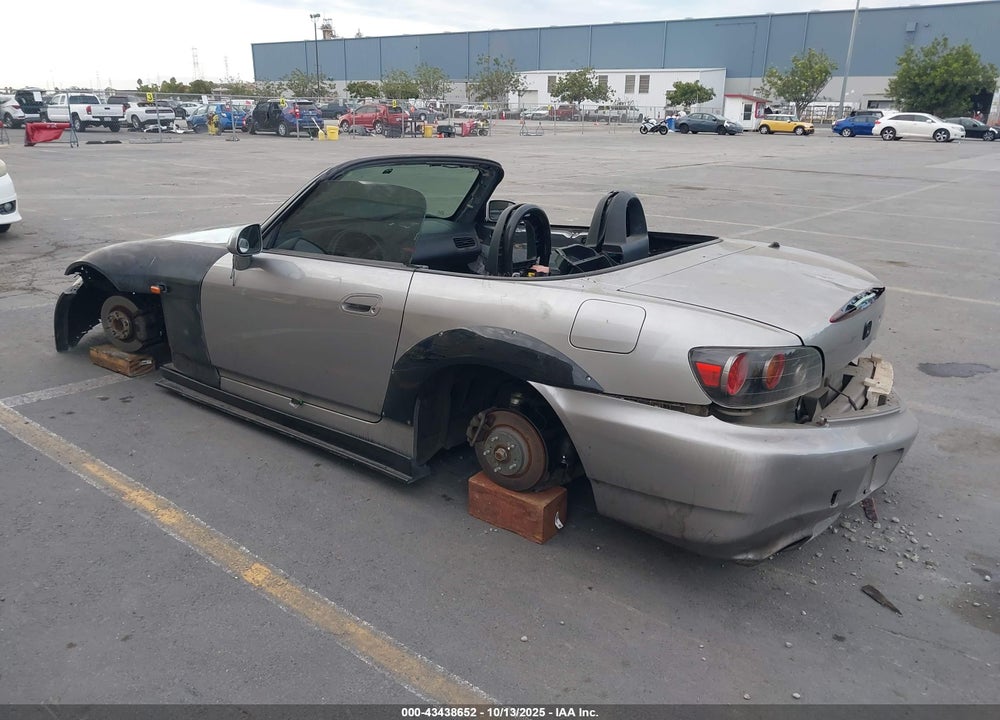 2005 HONDA S2000 VIN: JHMAP21405S008638