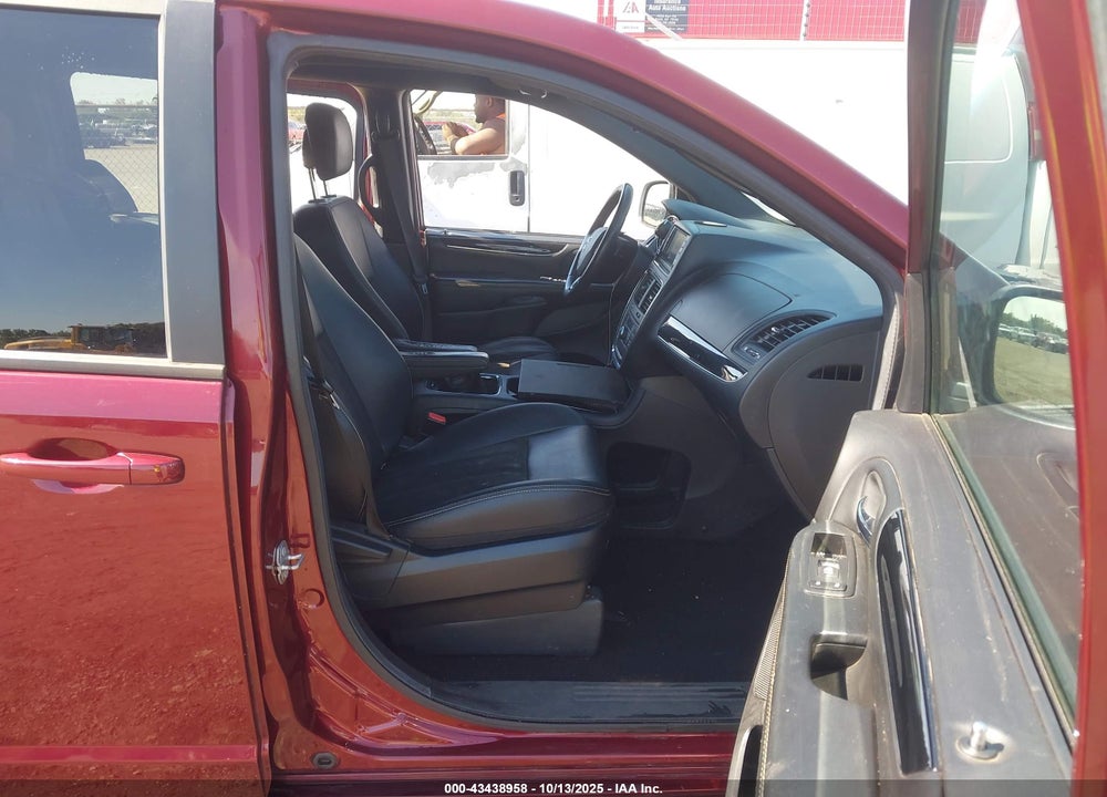 2020 DODGE GRAND CARAVAN SXT VIN: 2C4RDGCG8LR255566