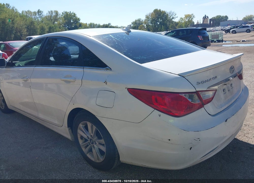 2013 HYUNDAI SONATA VIN: 5NPEB4AC7DH645916