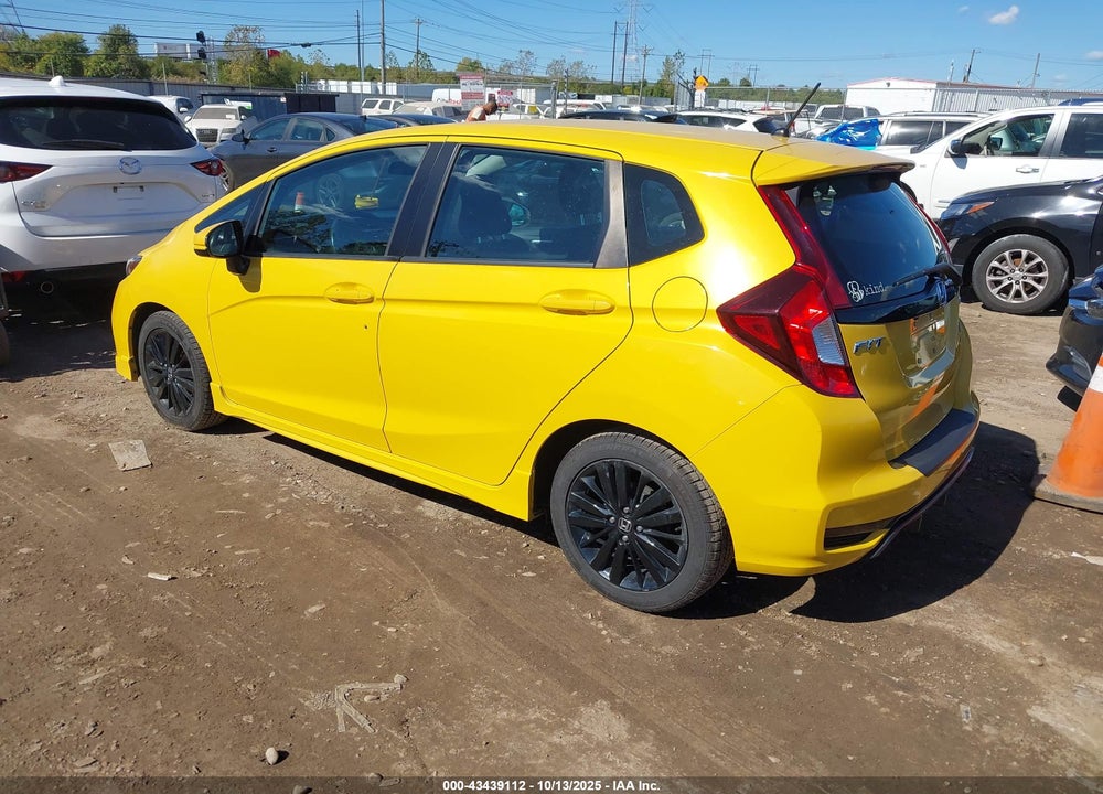 2018 HONDA FIT SPORT VIN: 3HGGK5H68JM726137
