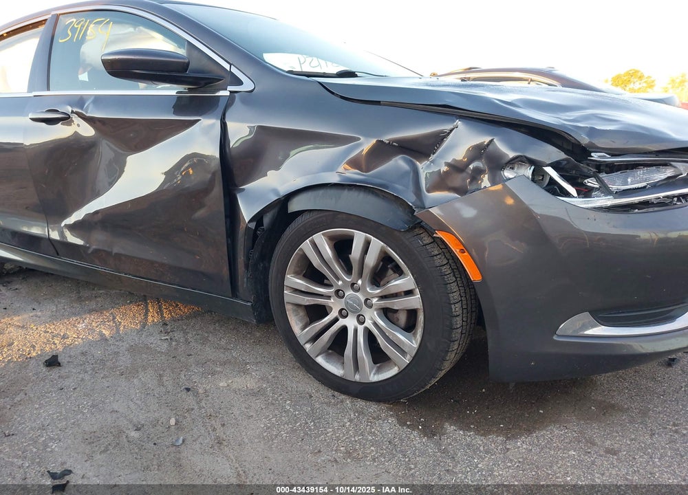 2016 CHRYSLER 200 LIMITED VIN: 1C3CCCAB3GN146304