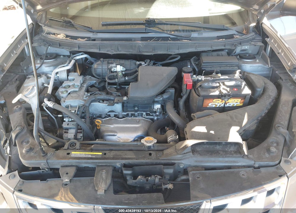 2015 NISSAN ROGUE VIN: JN8AS5MT1FW151598