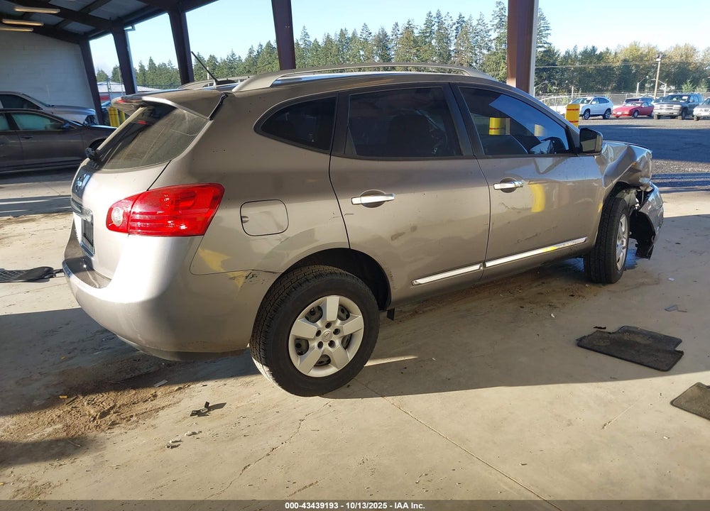 2015 NISSAN ROGUE VIN: JN8AS5MT1FW151598
