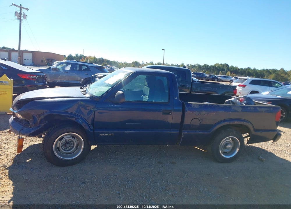 1998 CHEVROLET S-10 LS FLEETSIDE VIN: 1GCCS1447W8187449