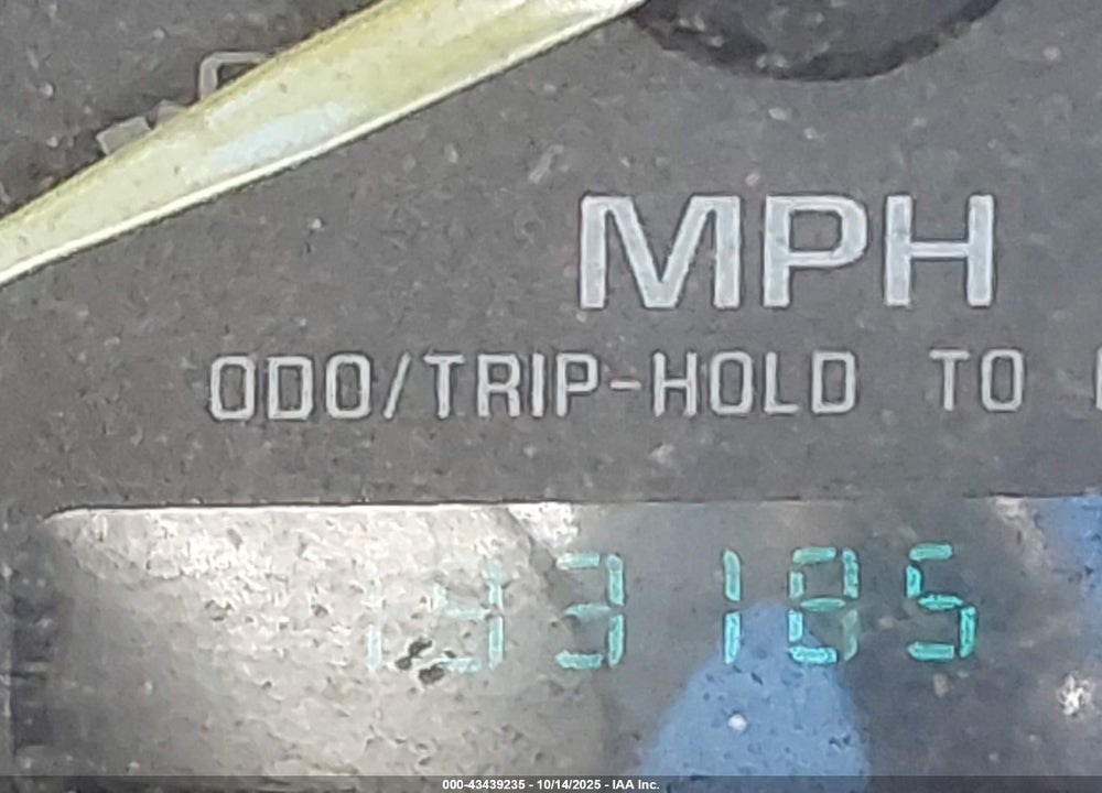 1998 CHEVROLET S-10 LS FLEETSIDE VIN: 1GCCS1447W8187449