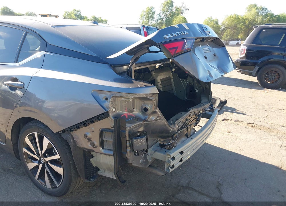 2022 NISSAN SENTRA SV XTRONIC CVT VIN: 3N1AB8CV7NY221101