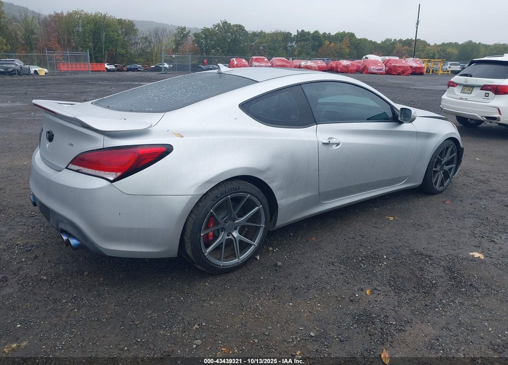 2010 HYUNDAI GENESIS 3.8 TRACK VIN: KMHHU6KH5AU021798