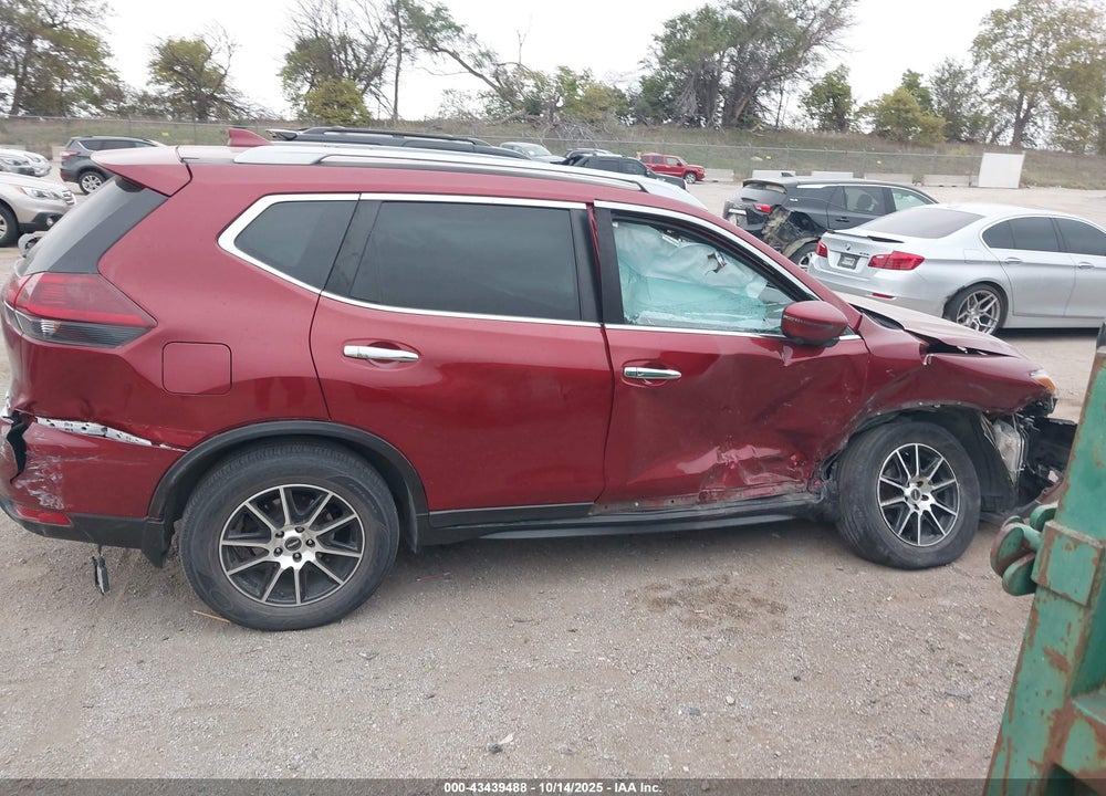 2018 NISSAN ROGUE S/SL/SV VIN: 5N1AT2MV4JC795708
