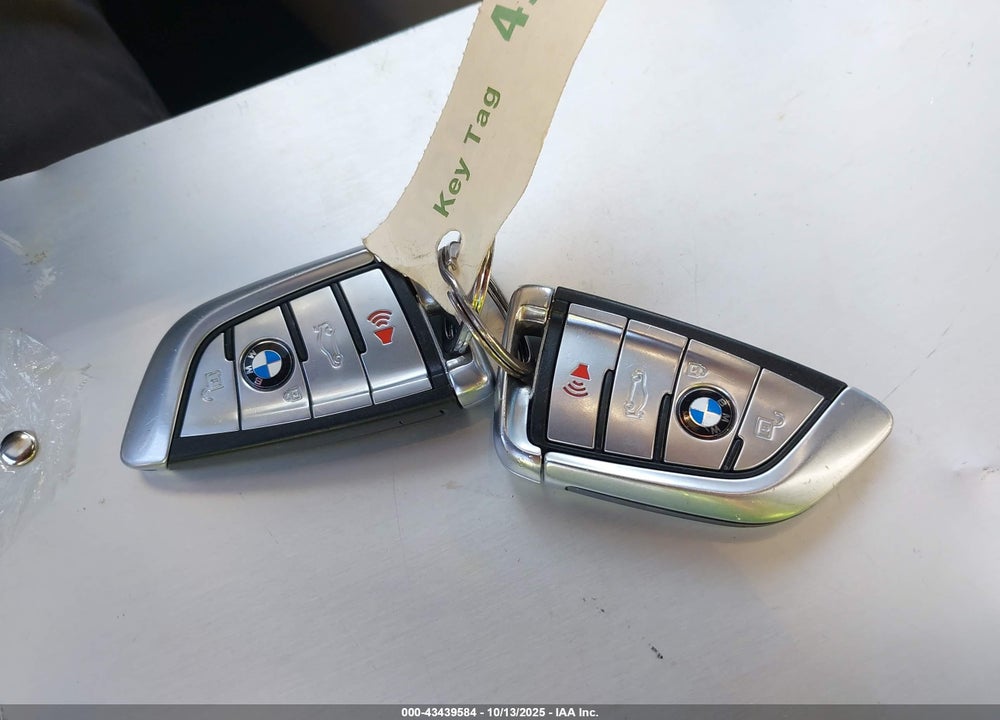2019 BMW 5 SERIES VIN: WBAJE7C55KG893019