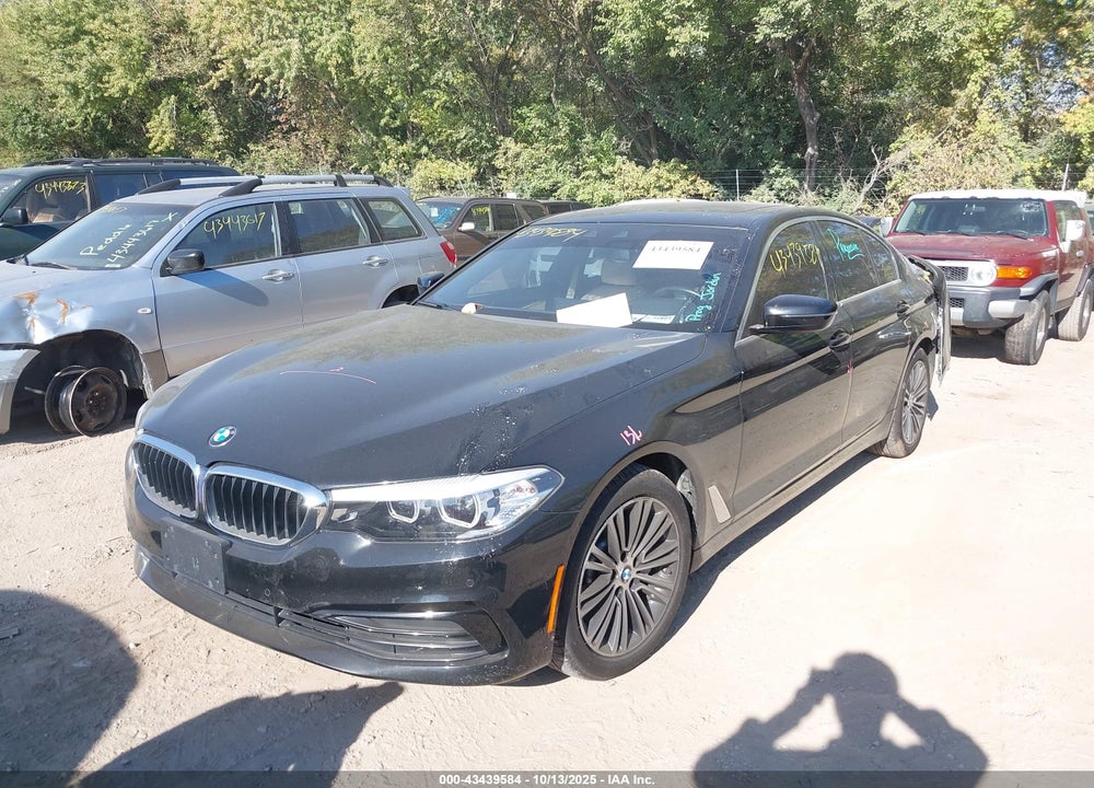 2019 BMW 5 SERIES VIN: WBAJE7C55KG893019