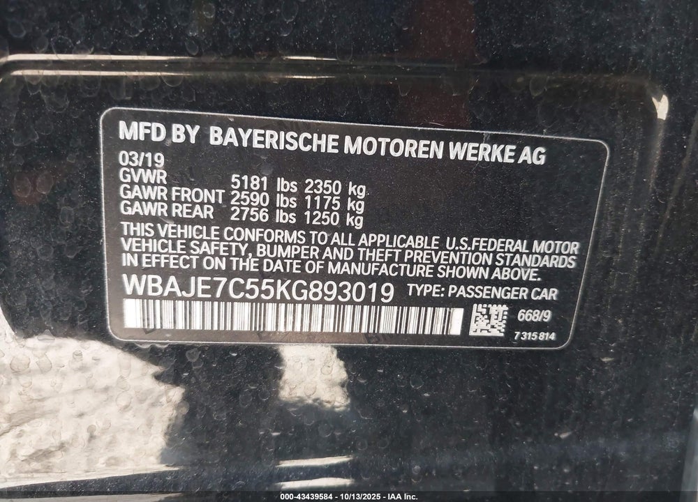2019 BMW 5 SERIES VIN: WBAJE7C55KG893019