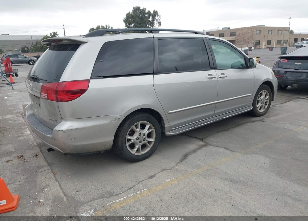 2005 TOYOTA SIENNA XLE VIN: 5TDZA22C95S355843