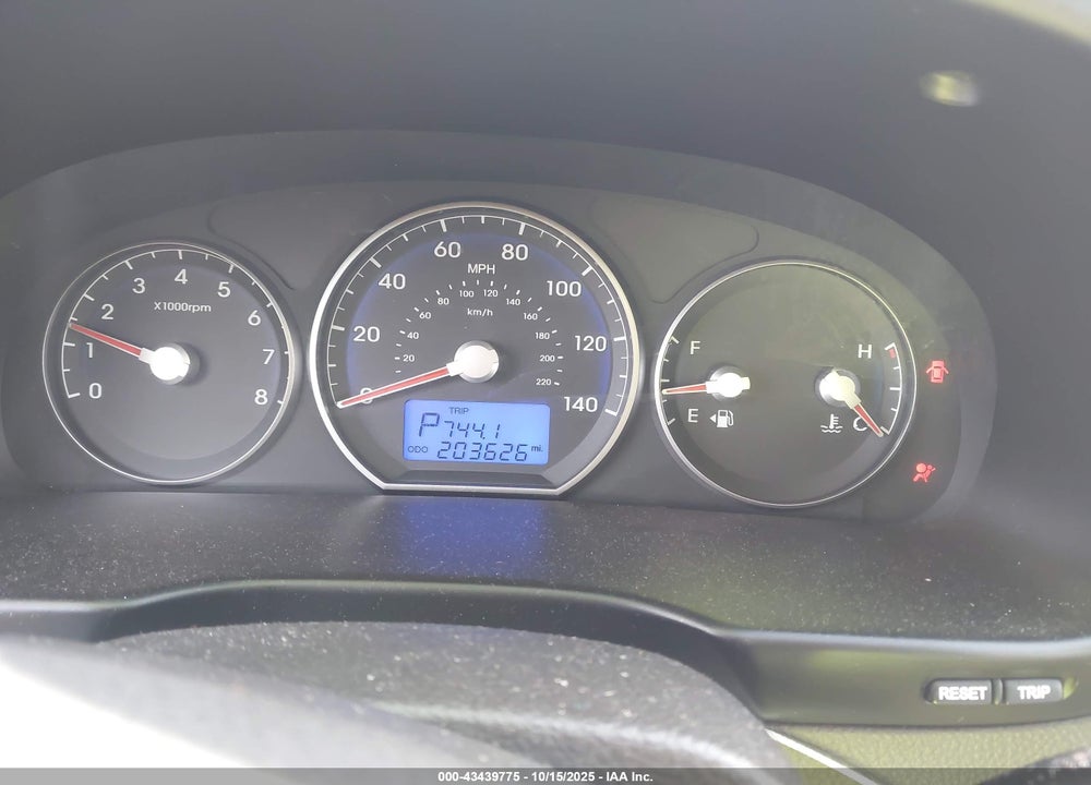 2010 HYUNDAI SANTA FE GLS VIN: 5NMSG3AB7AH366741