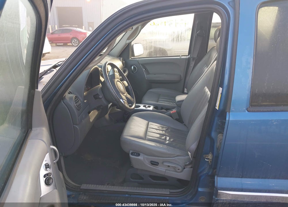 2005 JEEP LIBERTY LIMITED EDITION VIN: 1J4GL58K55W677391