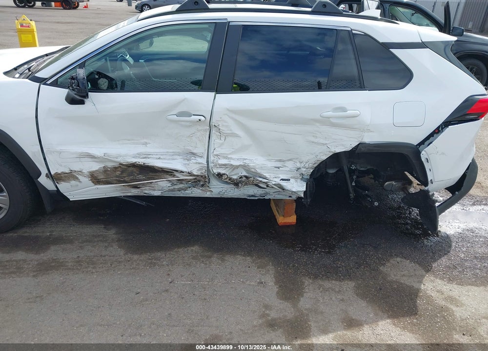 2025 TOYOTA RAV4 HYBRID VIN: 4T3RWRFV9SU181899