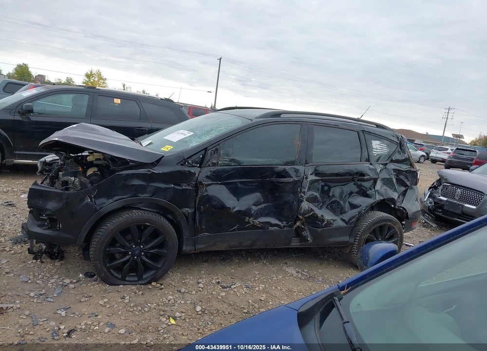 2019 FORD ESCAPE SE VIN: 1FMCU0GD5KUA64018