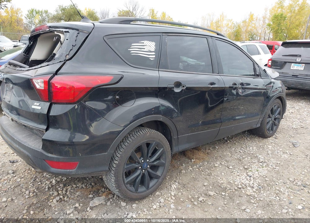 2019 FORD ESCAPE SE VIN: 1FMCU0GD5KUA64018