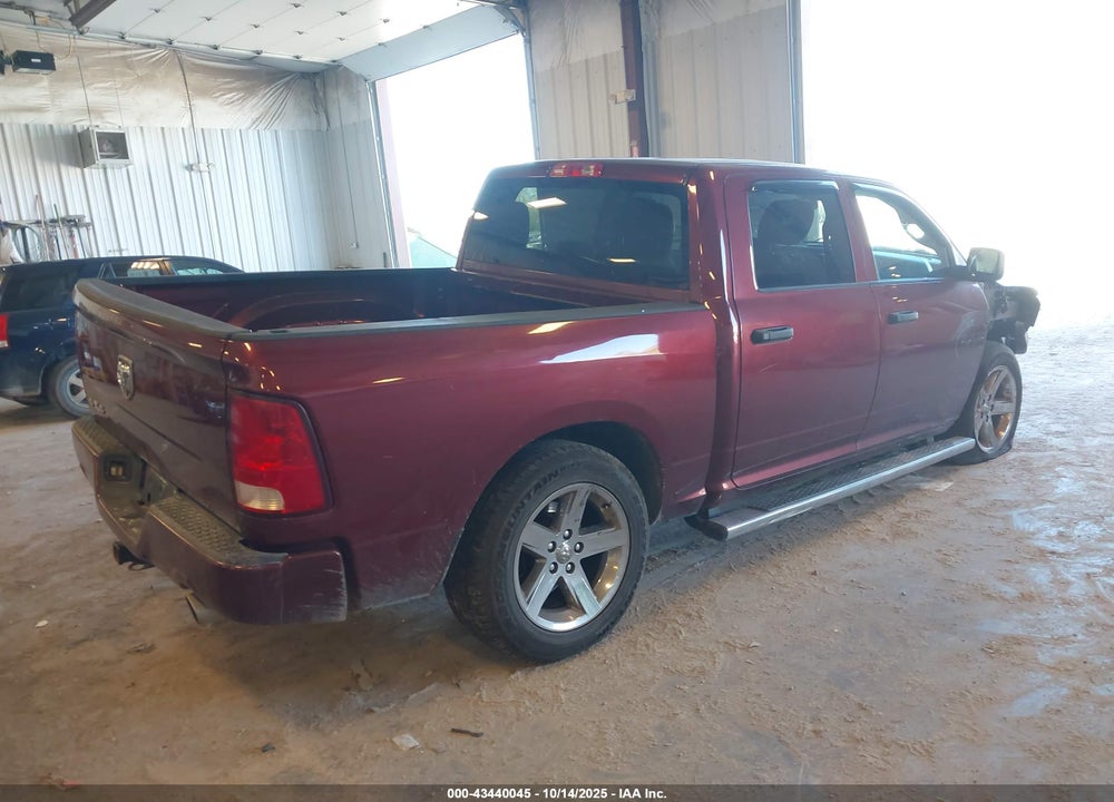 2017 RAM 1500 ST VIN: 3C6RR7KT2HG795905