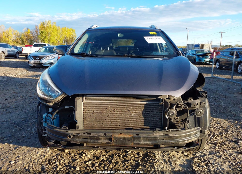 2015 HYUNDAI TUCSON SE VIN: KM8JU3AGXFU050794