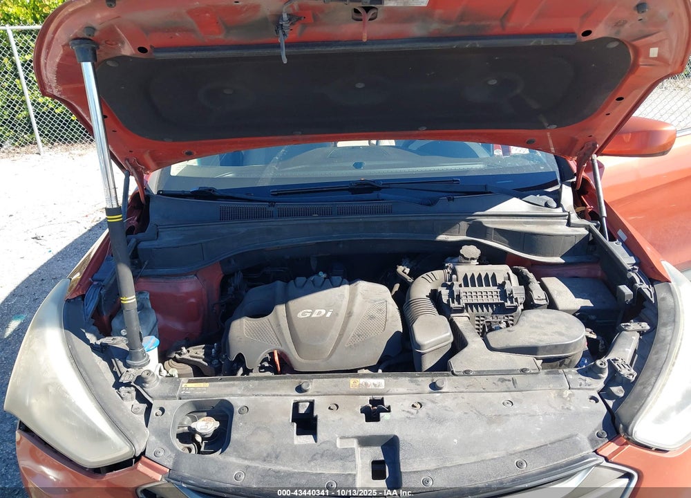 2016 HYUNDAI SANTA FE VIN: 5XYZT3LB5GG322456