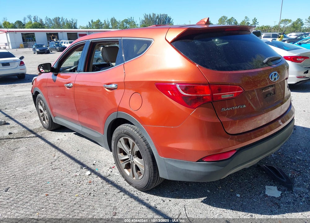 2016 HYUNDAI SANTA FE VIN: 5XYZT3LB5GG322456