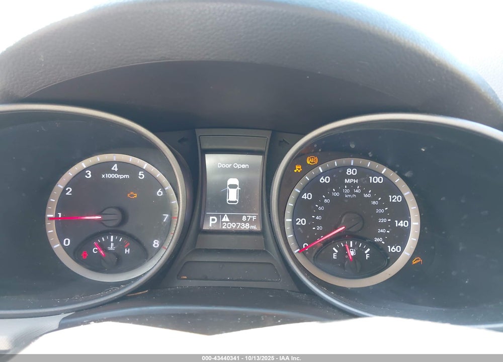 2016 HYUNDAI SANTA FE VIN: 5XYZT3LB5GG322456