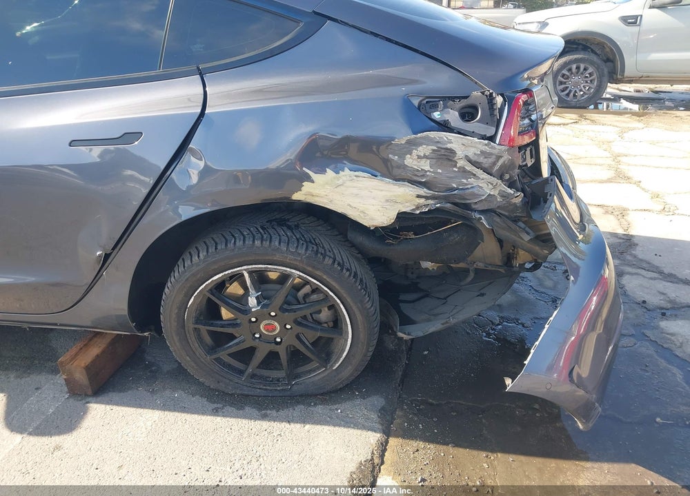 2021 TESLA MODEL 3 LONG RANGE DUAL MOTOR ALL-WHEEL DRIVE VIN: 5YJ3E1EB9MF914169
