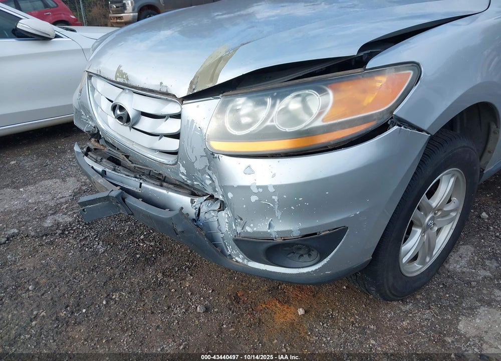 2010 HYUNDAI SANTA FE GLS VIN: 5NMSGDAB0AH364111